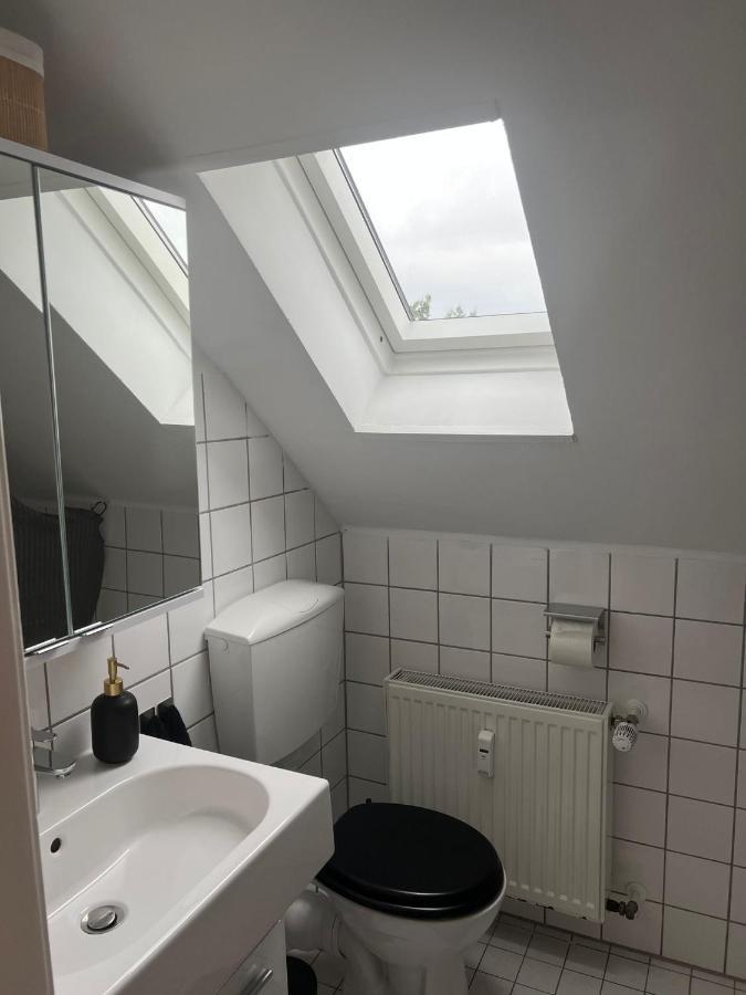25 Qm Ferienwohnung Neuss Furth Εξωτερικό φωτογραφία